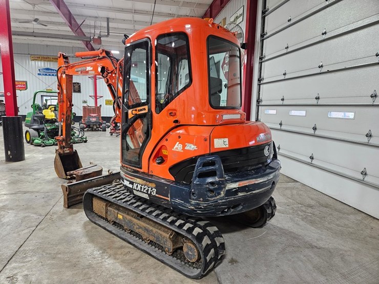 kubota-kx121-3-image-3