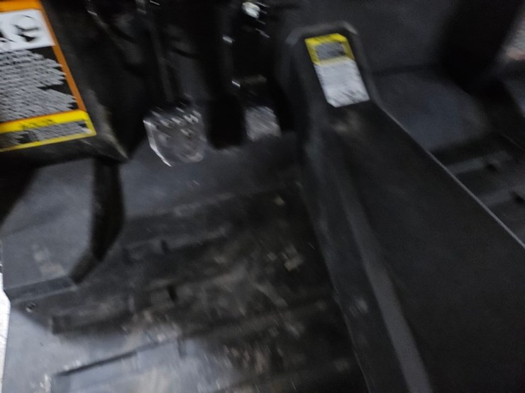 #101-•-2022-john-deere-xuv-590m-utv-image-18