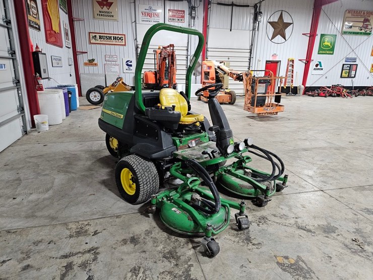 2013-john-deere-7400-image-7