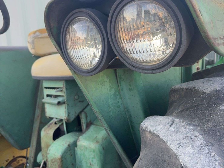 john-deere-4020-image-22