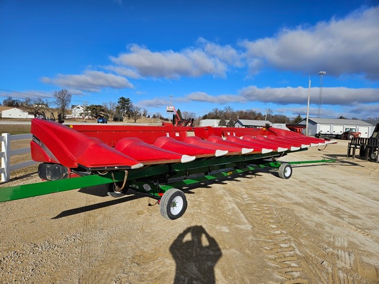 case-ih-2412-image-7