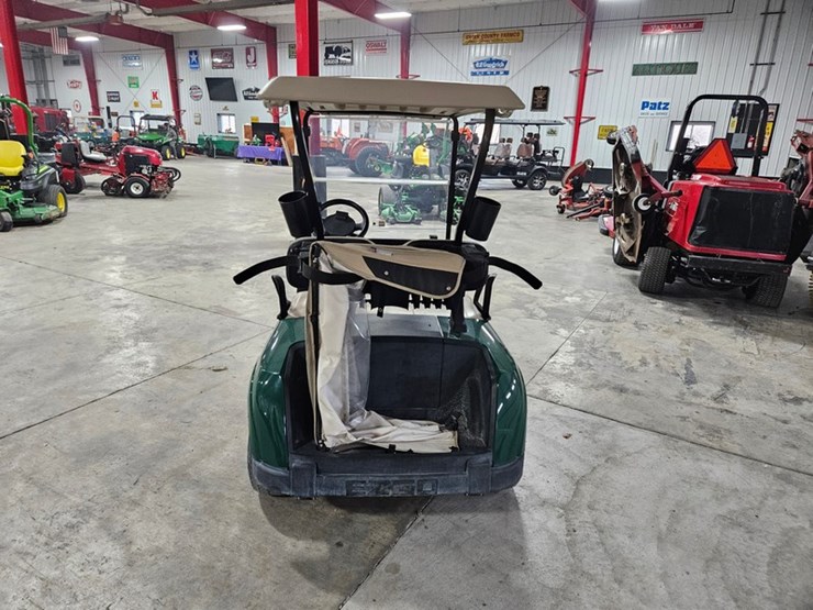 #144-•-2013-ez-go-rxv-electric-golf-cart-image-4