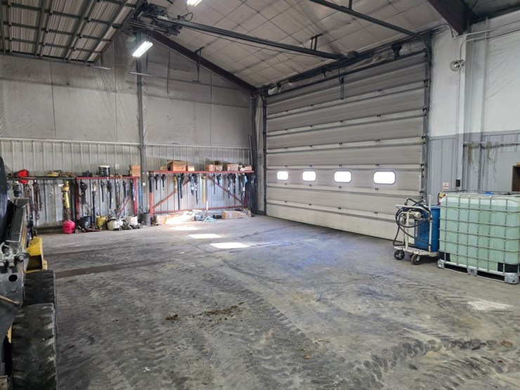 #1-•-34.00-+/--acre-commercial-property-image-34