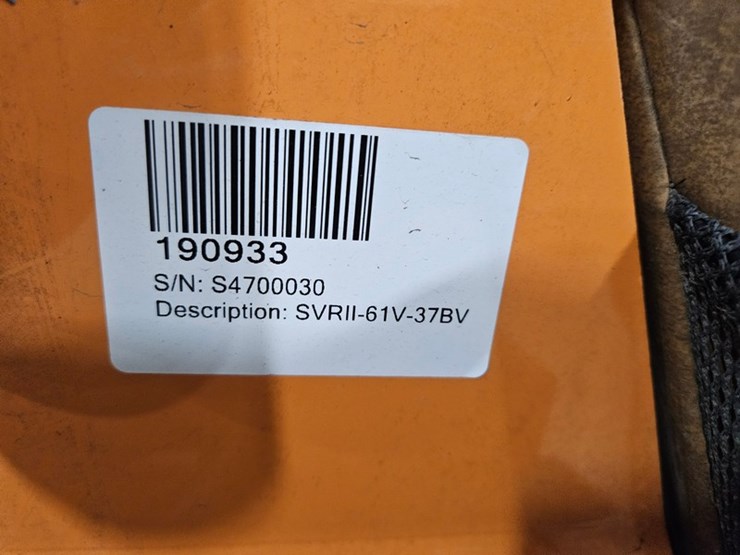 #106-•-2022-scag-v-ride-ii-fuel-injected-stand-on-mower-image-33