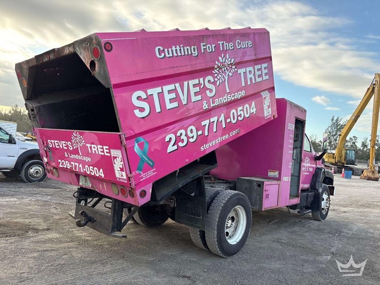 2006-gmc-c6500-crew-cab-chipper-truck-image-3