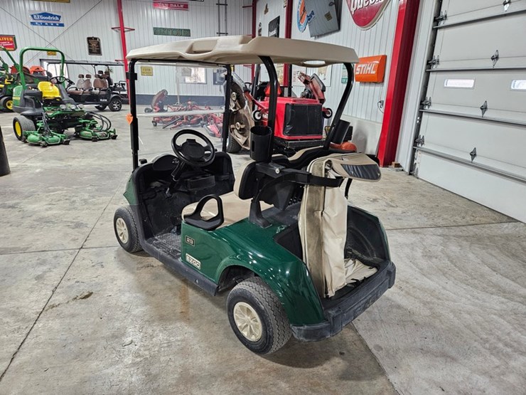 #144-•-2013-ez-go-rxv-electric-golf-cart-image-3