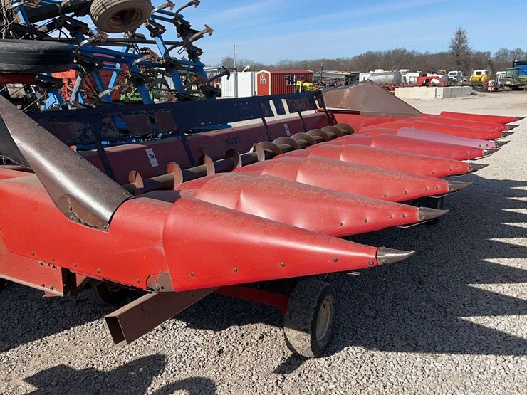 case-ih-1083-image-5