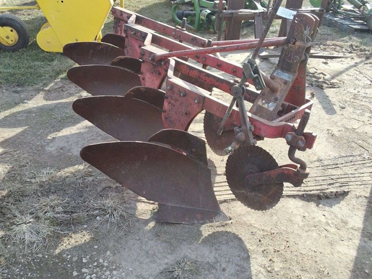 massey-ferguson-4-image-3