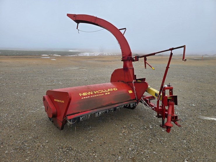 new-holland-38-image-1