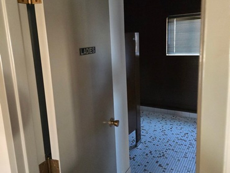 #1-•-34.00-+/--acre-commercial-property-image-124