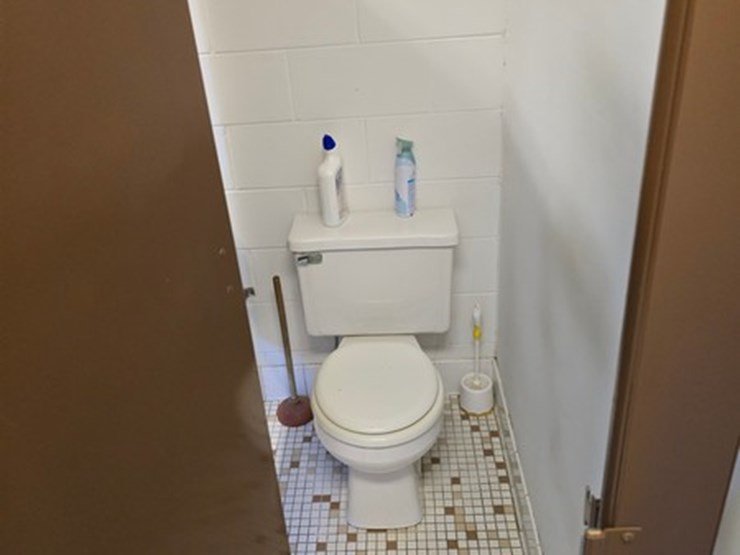 #1-•-34.00-+/--acre-commercial-property-image-119