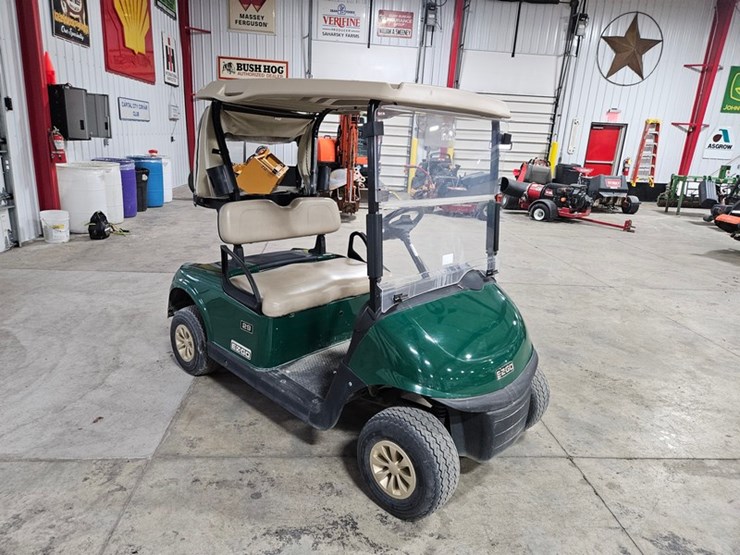 #143-•-2013-ez-go-rxv-electric-golf-cart-image-7