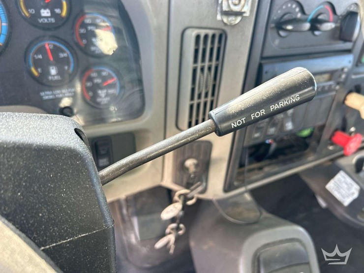 2013-international-workstar-7400-image-16