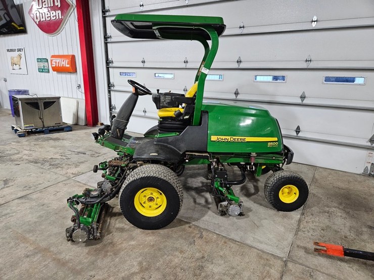 2010-john-deere-8500-image-2