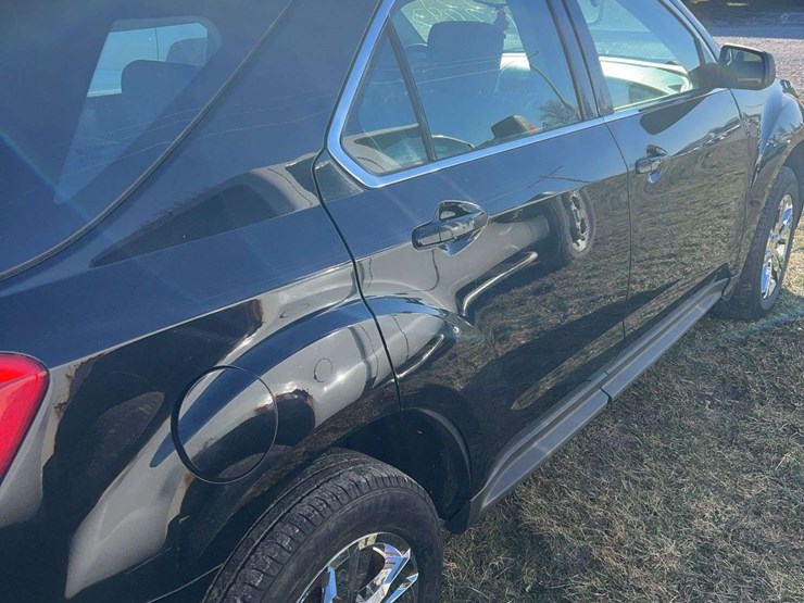 2011-chevrolet-equinox-ls-image-10