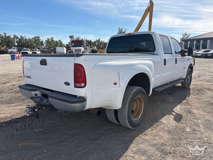 2006-ford-f350-image-3