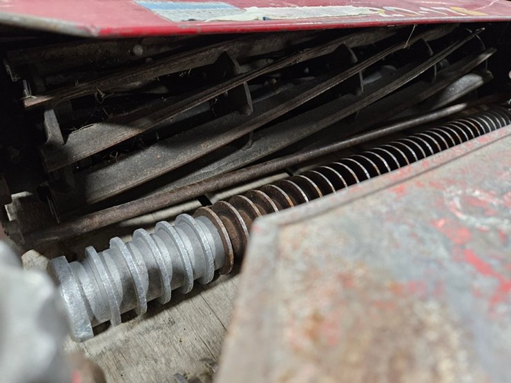 #145-•-(6)-spare-toro-mower-reels-image-8