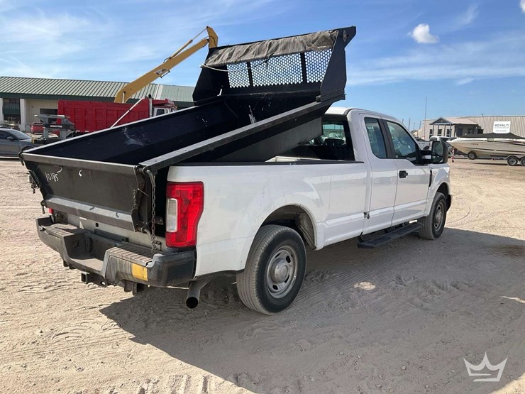 2017-ford-f250-image-3