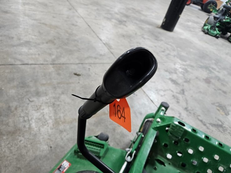 2016-john-deere-z930r-image-22