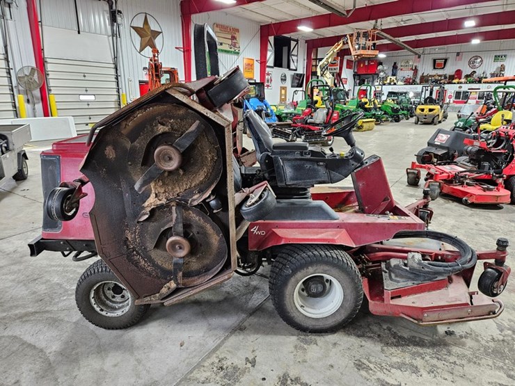 toro-groundsmaster-4000d-image-6