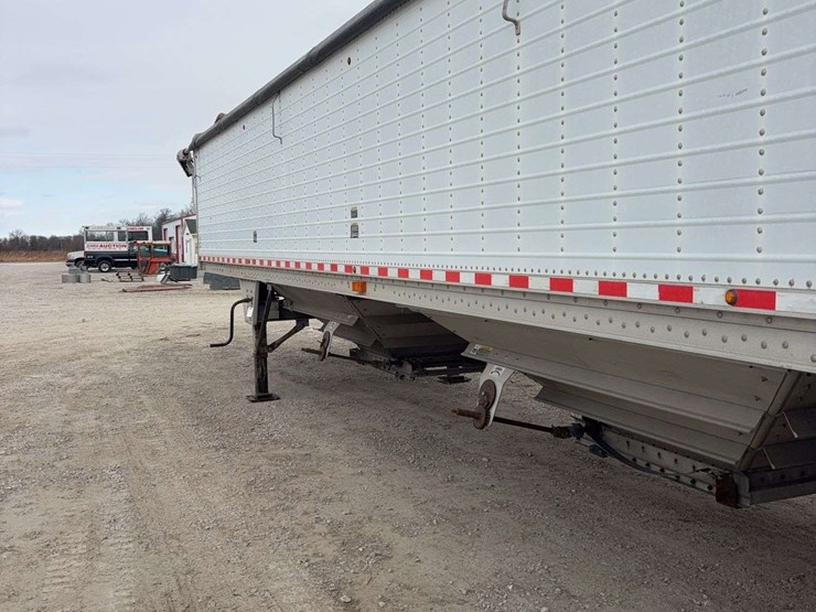 2001-wilson-hopper-bottom-image-20