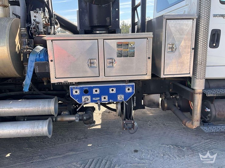 2013-international-workstar-7500-image-40