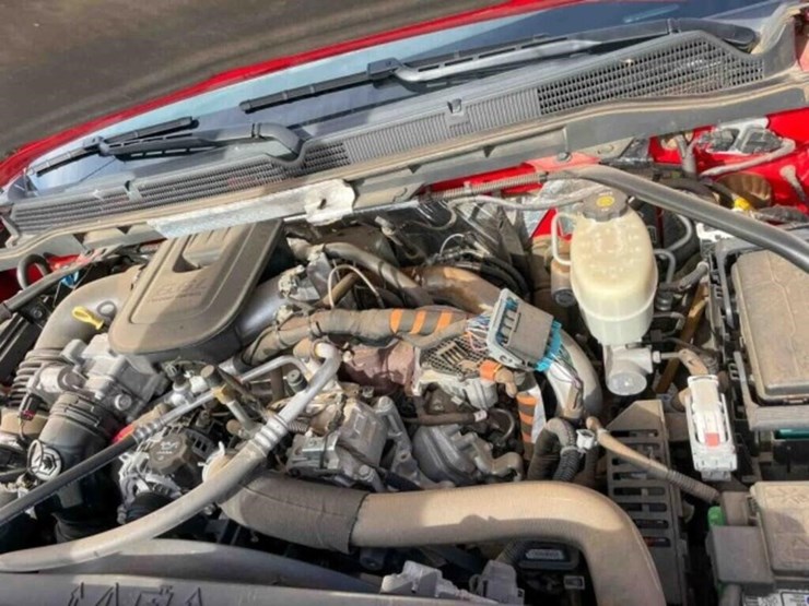 2016-gmc-2500-image-37