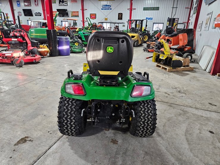 john-deere-x738-image-4