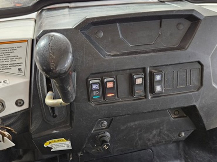 2013-bobcat-3200-image-23