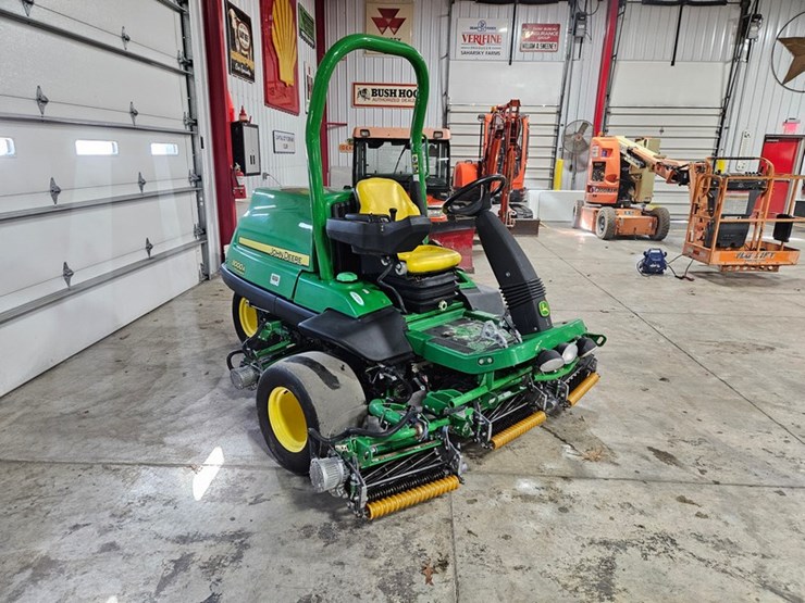 john-deere-8000a-image-7