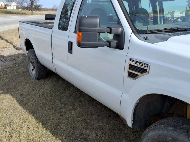 2009-ford-f250-image-5