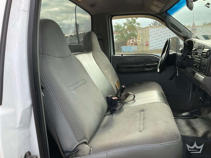 2006-ford-f550-image-20