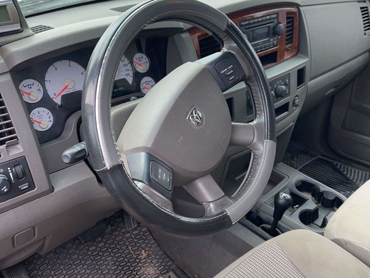 2006-dodge-ram-2500-image-18