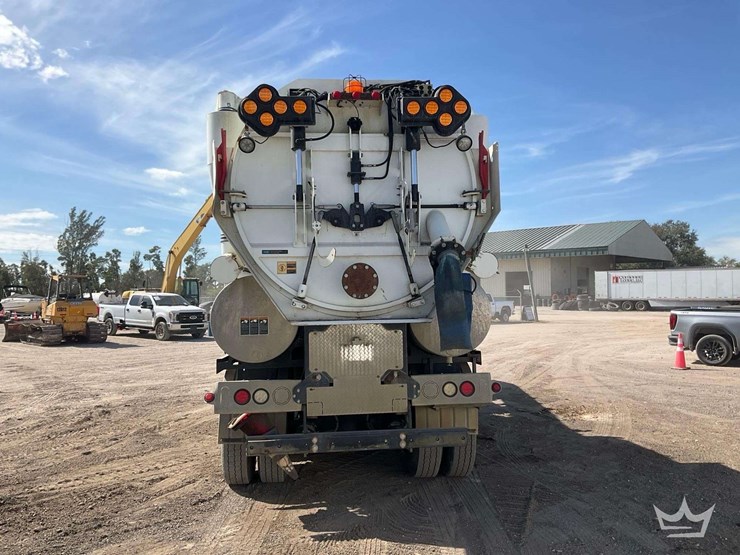 2013-international-workstar-7500-image-50