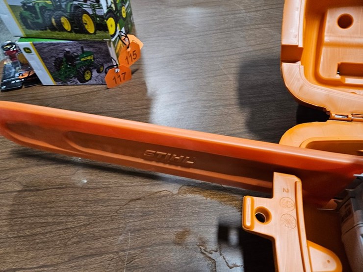 #121-•-2025-stihl-ms462-chain-saw-image-8