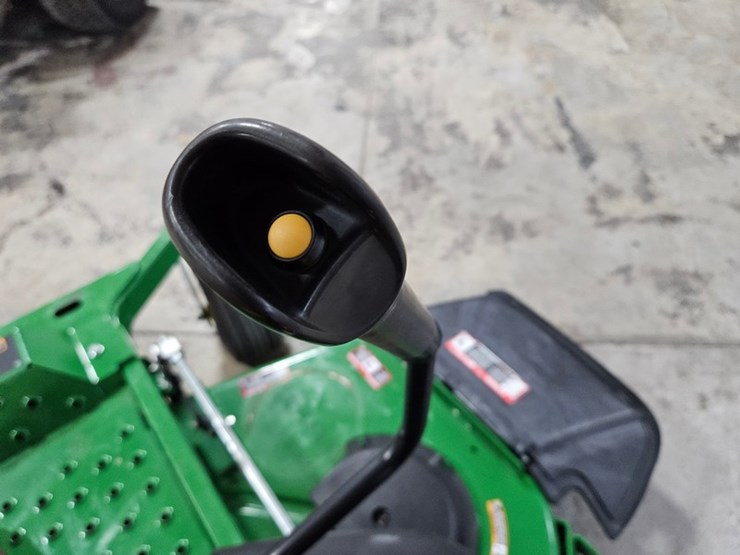 #165-•-2022-john-deere-z977r-zero-turn-mower-image-19