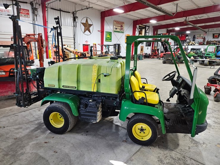 john-deere-gator-image-6