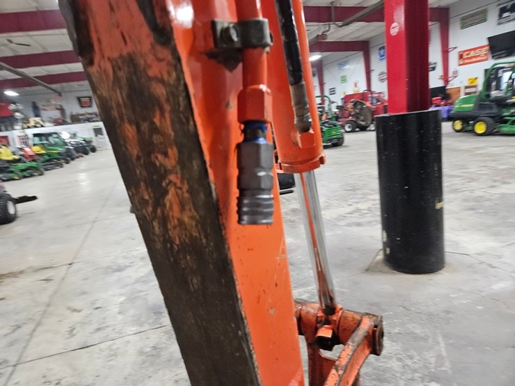 kubota-kx121-3-image-14