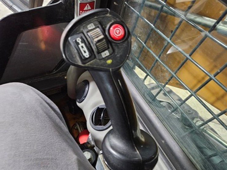 2020-case-tv450-image-19