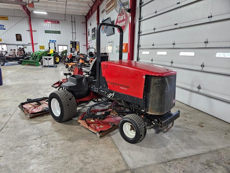 #178-•-toro-4500d-groundsmaster-rotary-mower-image-3