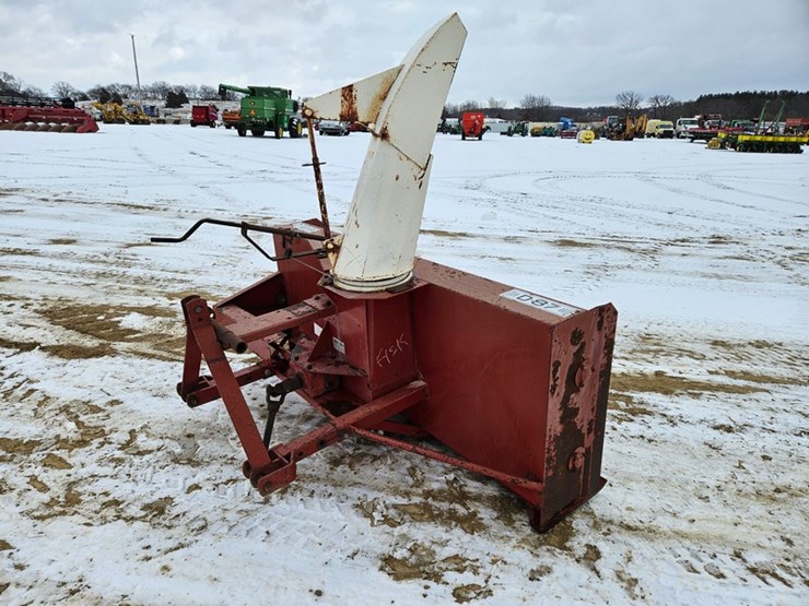 #92-•-ber-vac-d7-3pt-2-stage-snow-blower-image-5