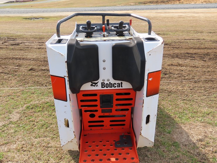 2020-bobcat-mt85-image-10