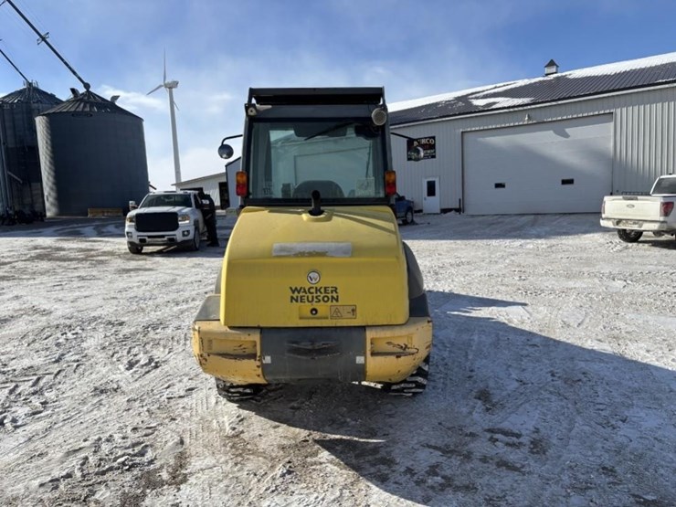 2016-wacker-neuson-telescopic-loader-image-9