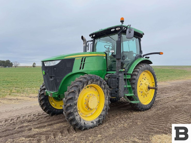 john-deere-7200r-image-1
