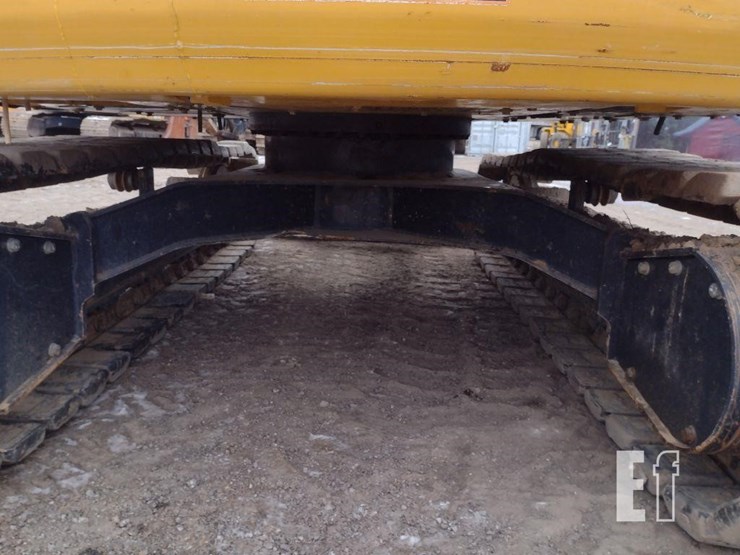 2021-deere-85g-image-52