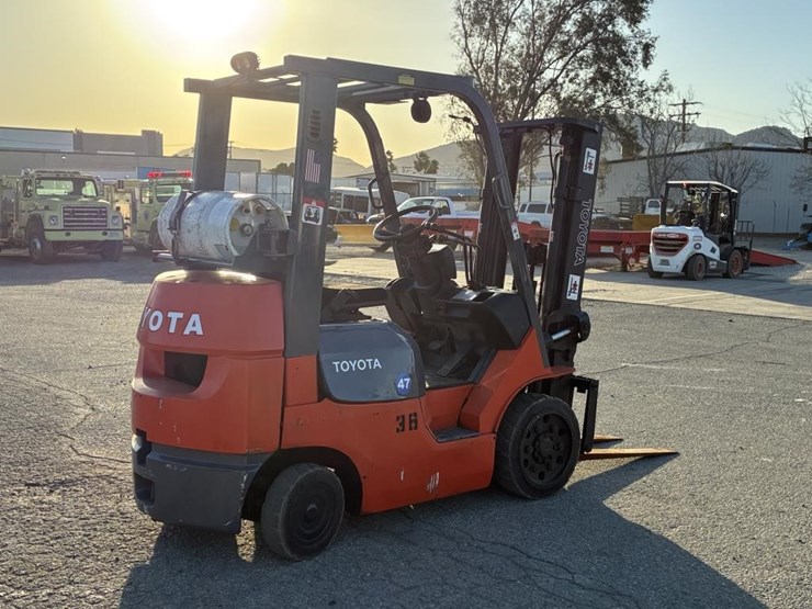 toyota-7fgcu20-image-3