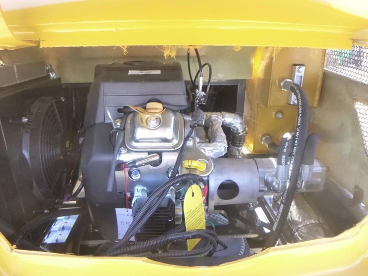 2025-agt-mx50r-hydraulic-excavator-image-25