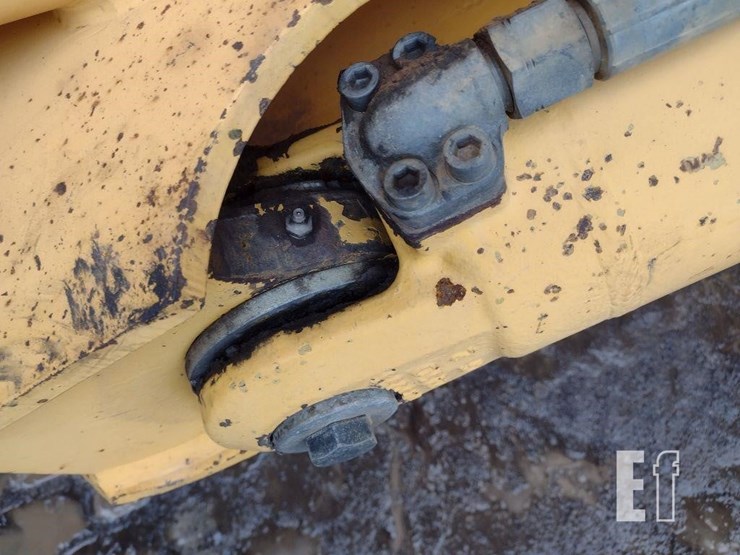 2001-volvo-a25c-image-30