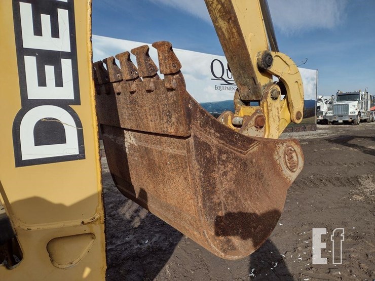 2005-deere-310g-image-29