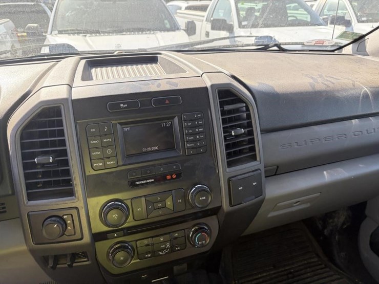 2017-ford-f250-image-13